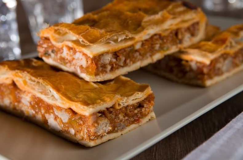 Cocina Semanal 6: Empanada de atún con tomate