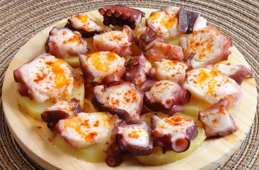 Cocina Semanal 3: Pulpo al pimentón de la Vera con patatas.